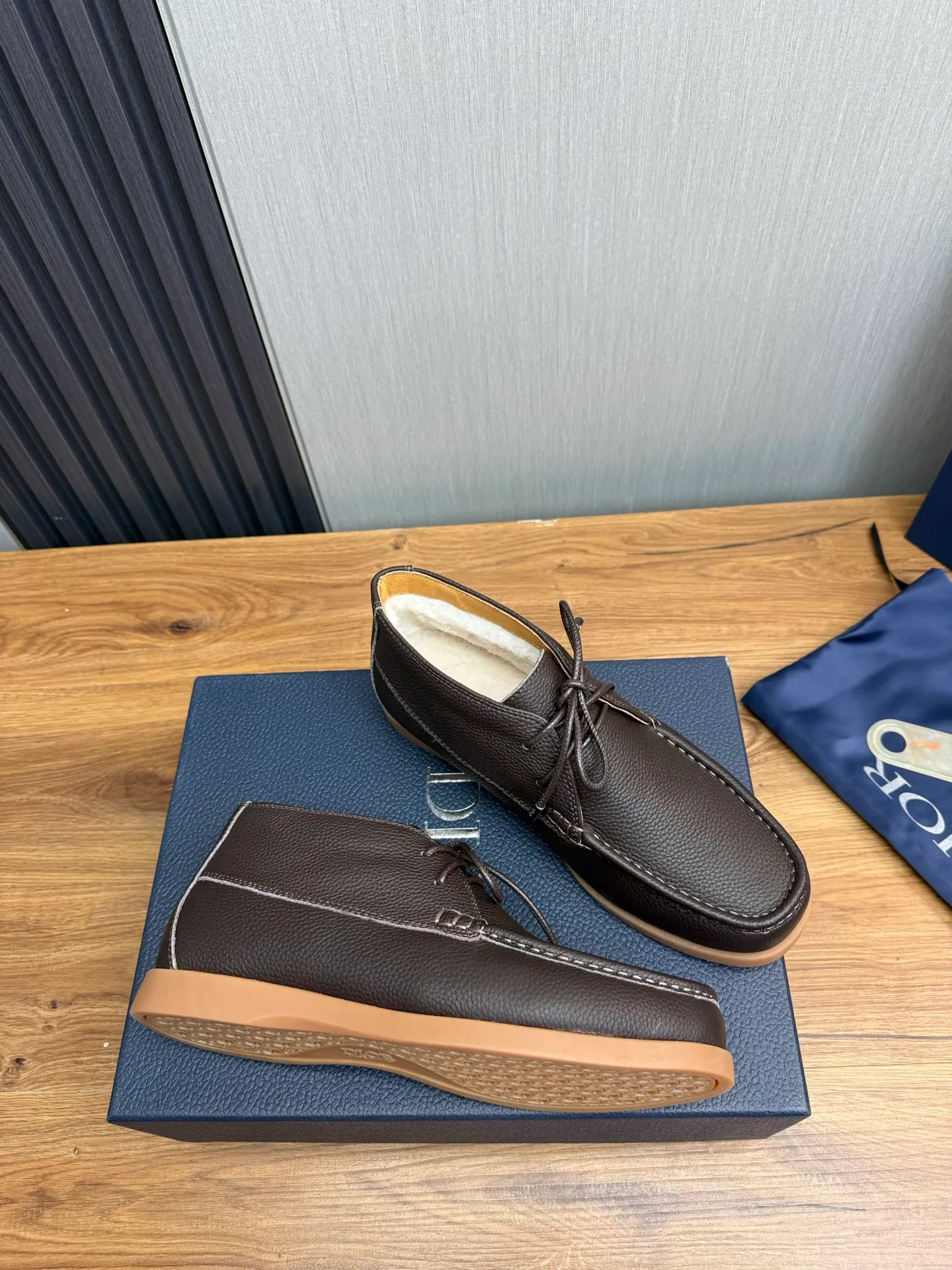 Factory price 620💰🈶Pili.Mauri [Dior] Men's official website na hot sale🔥Imported cowhide + cowhide lining. Original rubber wear-resistant outsole. High quality shipment ⬆️Code number 38-44, (45 customized)